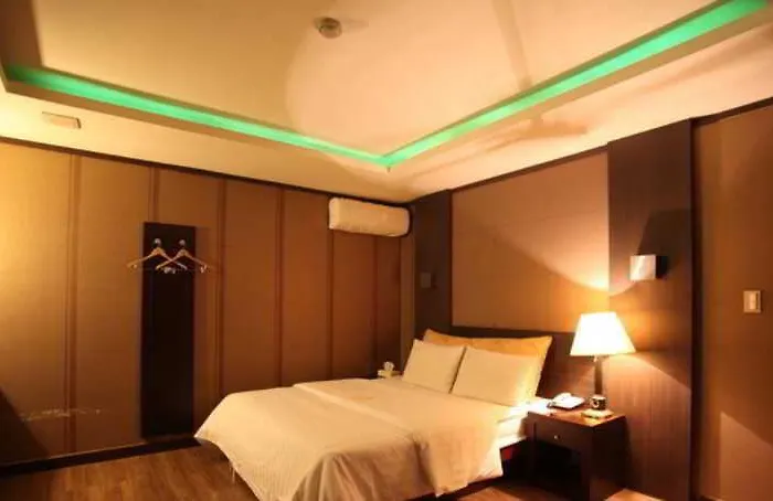 Noblesse, Yeoksam Seoul