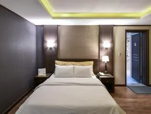 Noblesse, Yeoksam Hotel 2*