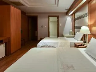Hotel Noblesse, Yeoksam 2*