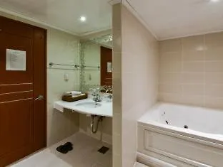Hotel Noblesse, Yeoksam Seoul