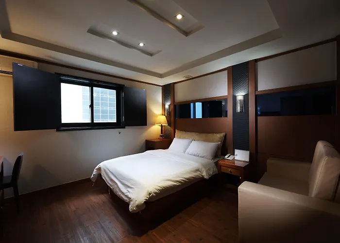 Noblesse, Yeoksam Hotel